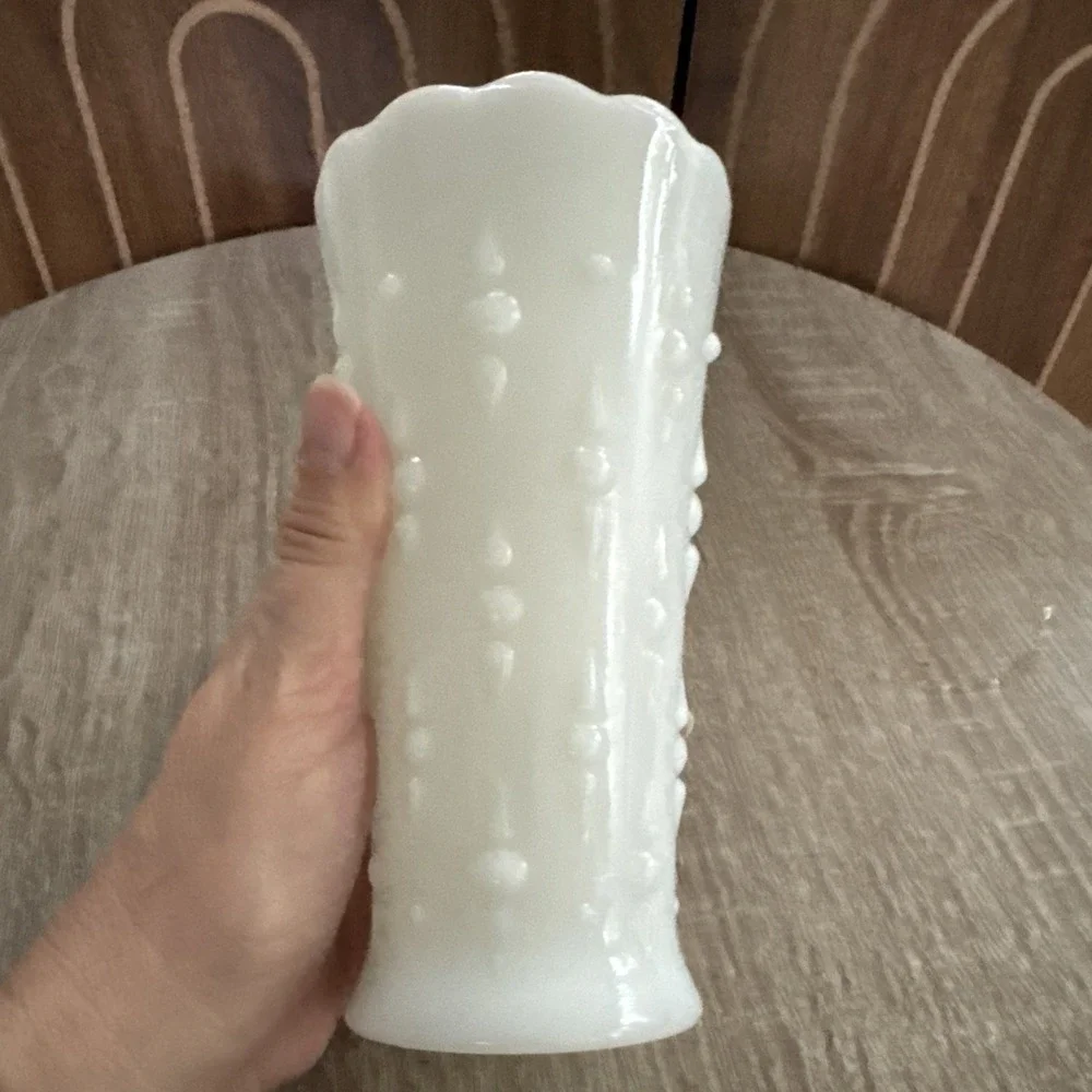 Vintage Anchor Hocking milk glass teardrop and pearls flared vase, 1960s